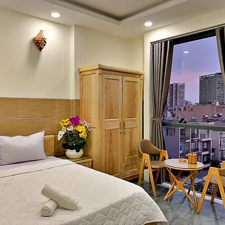 Hanz 868 Saigon Hotel